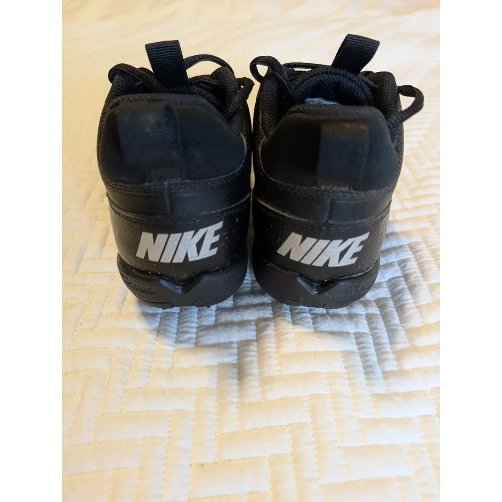 Nike Alpha Football Cleats Boys' Black White Size 5.5Y FQ4016-002‎
